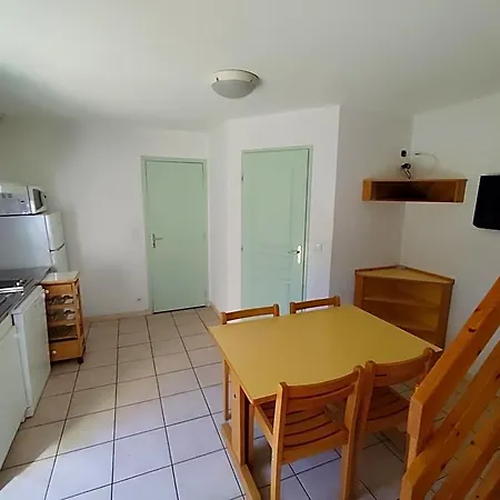 Village La Manne פארק נופש 2*